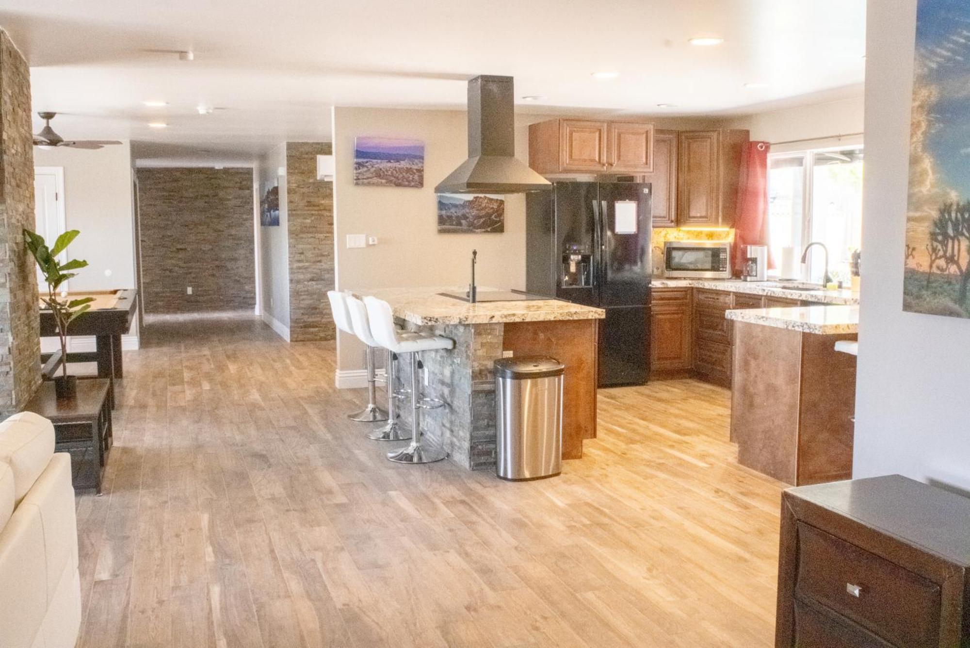 לאס וגאס Lux Private Home - Pool, Billiards, 8 Smart Tvs, Board Games, Cotton Bedding - The Stone Sanctuary At Mccullough Hills Trailhead מראה חיצוני תמונה