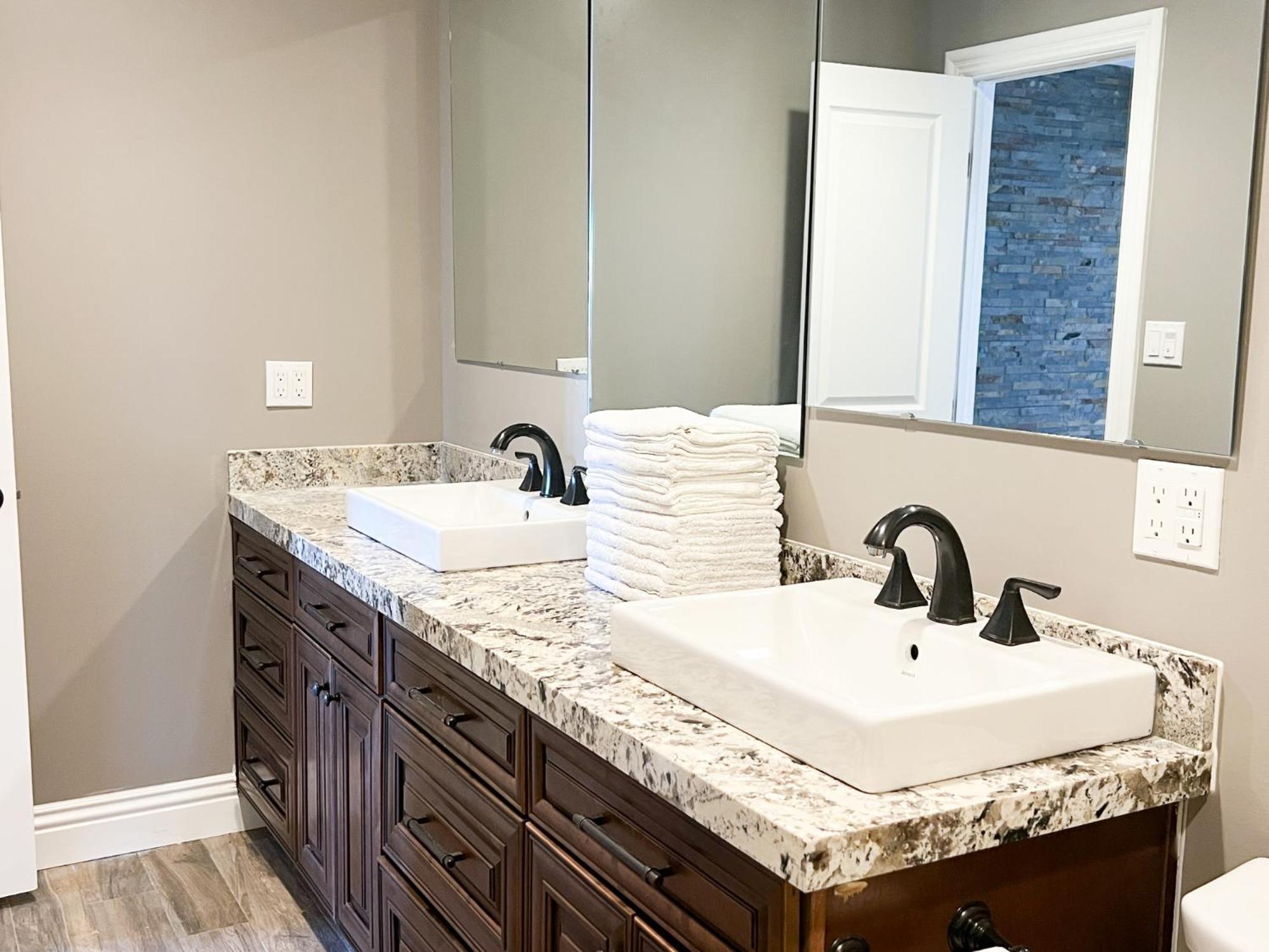 לאס וגאס Lux Private Home - Pool, Billiards, 8 Smart Tvs, Board Games, Cotton Bedding - The Stone Sanctuary At Mccullough Hills Trailhead מראה חיצוני תמונה