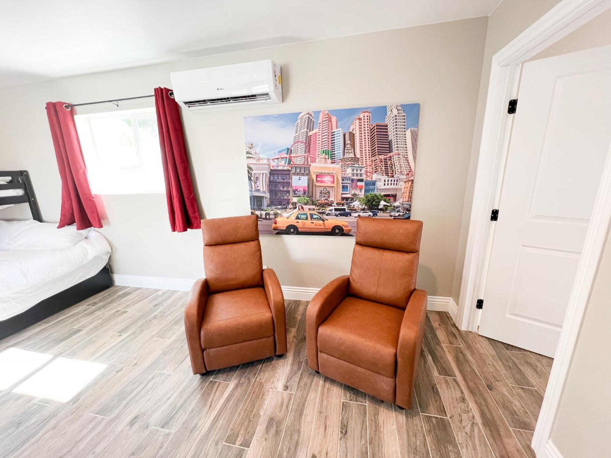 לאס וגאס Lux Private Home - Pool, Billiards, 8 Smart Tvs, Board Games, Cotton Bedding - The Stone Sanctuary At Mccullough Hills Trailhead מראה חיצוני תמונה